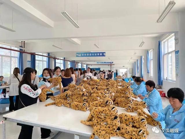 汉滨区2021年度苏陕协作新社区工厂企业管理人员提升培训会